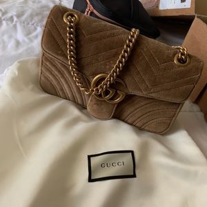 Gucci Marmont medium shoulder bag.